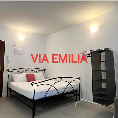 Via Agucchi & Via Emilia Apartments Bolonha Exterior foto